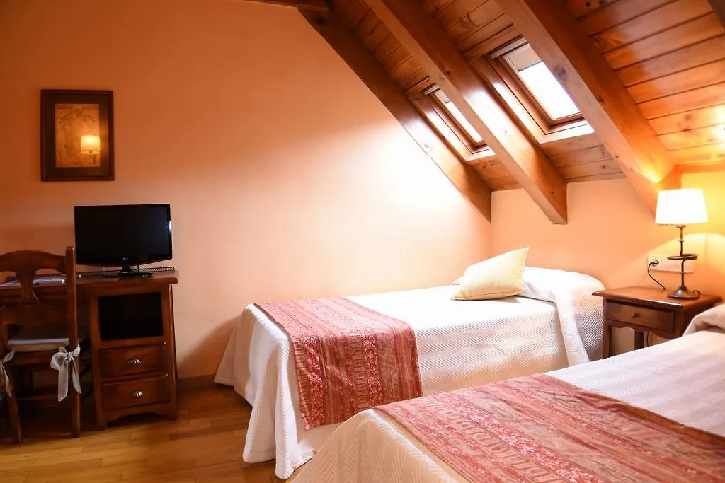 Eth Pomer Vielha Hotel
